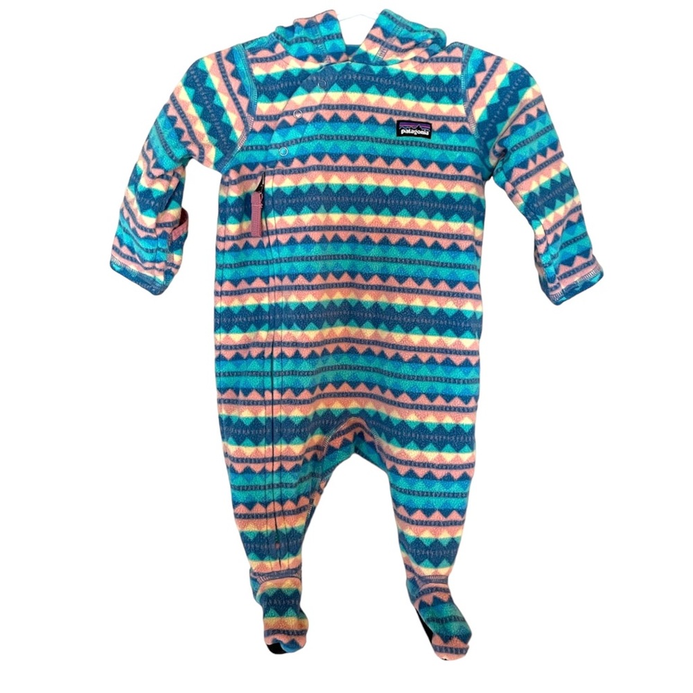 LIKE NEW Baby Patagonia Micro Fleece Bunting: 0-3 months